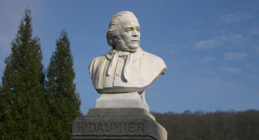 Buste de Daumier Place Honoré Daumier