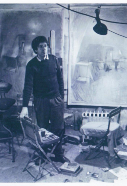 Joël Moulin dans son atelier